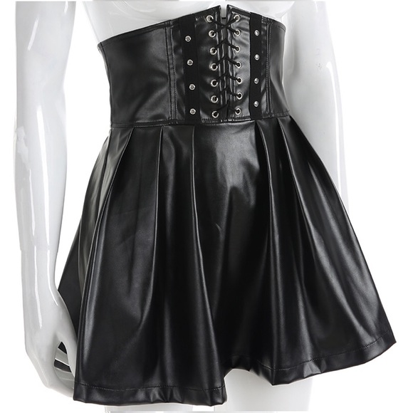 Dark Wanderer Pleated Corset Mini Skirt - Picture 7 of 8